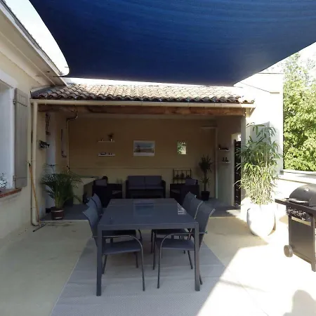 La Voile Bleue Apartment *